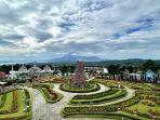 spot-foto-menarik-di-taman-bunga-celosia.jpg