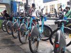 stasiun-dan-booth-registrasi-boseh-di-alun-alun-kota-bandung.jpg