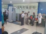suasana-di-check-point-bandara-sam-ratulangi_20170706_122018.jpg