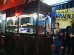 suasana-di-tempat-makan-pecel-ambulans.jpg