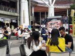 suasana-di-urflavor-market-vol-14-di-plaza-trans-studio-mall-bandung-jumat-1942019.jpg