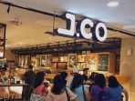 suasana-jco-di-serbu-pelanggan_20181105_153202.jpg