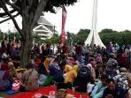 suasana-kepadatan-pengunjung-tmii.jpg