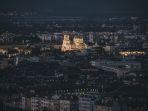suasana-malam-di-sofia-bulgaria.jpg