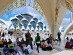 suasana-masjid-raya-al-jabbar-bandung-jawa-barat.jpg