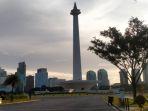 suasana-monumen-nasional-monas-di-jakarta-pusat.jpg