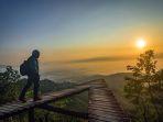 sunrise-di-punthuk-mongkrong.jpg