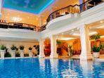 susan-spa-and-resort-kolam-renang-gambar.jpg