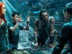 sutrada-james-wan-2-kiri-saat-mengarahkan-pemain-film-aquaman.jpg