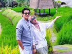 syahrini-dan-reino-barack-liburan-di-hotel-mewah-bali.jpg