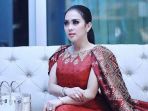 syahrini_20170327_141050.jpg