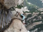 tangga-gunung-huashan_20180303_170148.jpg