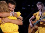 taylor-swift-taylor-lautner.jpg
