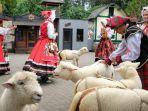 tempat-wisata-farm-house-lembang-bandung.jpg