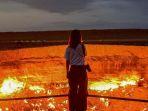 the-door-to-hell-kawah-api-di-turkmenistan.jpg
