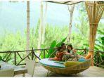the-lodge-maribaya-hits.jpg