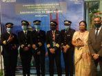 tim-pilot-wanita-india-yang-berhasil-cetak-sejarah-baru-di-penerbangan.jpg