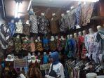 toko-abadi-menjual-aneka-batik-murah-dari-anak-anak-sampai-dewasa.jpg