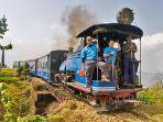 toy-train.jpg