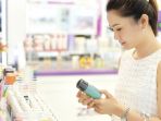Sering Bawa Oleh-oleh Makeup? 4 Cara Simple Untuk Membedakan yang Asli dan Palsu
