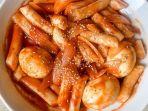 tteokbokki-kuliner-khas-korea.jpg