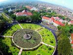 tugu-balaikota-malang_20170119_165331.jpg