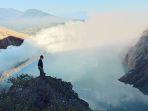 turis-di-gunung-ijen-banyuwangi.jpg