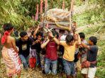 upacara-pemakaman-rambu-solo-di-tana-toraja-sulawesi-selatan.jpg