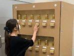 vending-machine-dari-kardus.jpg