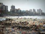 versova-beach_20170809_163905.jpg