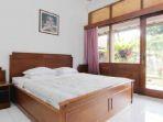 villa-enggal-lembang.jpg