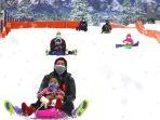 wahana-di-trans-snow-world-bintaro-1.jpg