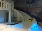 wahana-jakarta-fair-snow-park.jpg