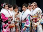 wanita-jepang_20180424_145746.jpg