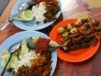 warung-nasi-gurih-tenda-biru-monanenek.jpg