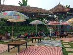warung-tepi-danau-cikarawang-dramaga.jpg