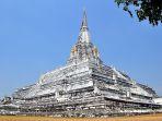wat-phu-khao-thong-ayutthaya-thailand.jpg