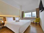 whiz-prime-hotel-basuki-rahmat-malang.jpg