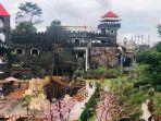 wisata-the-lost-world-castle-jogja.jpg