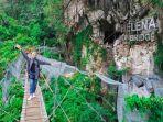 wisatawan-di-helena-sky-bridge.jpg