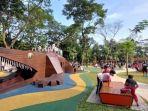 wisatawan-di-tebet-eco-park.jpg
