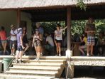 wisatawan-mancanegara-di-resort-loh-buaya_20170807_204057.jpg