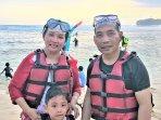 wisatawan-snorkeling-bersama-di-sadranan.jpg