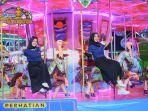 wisatawan-yang-sedang-bermain-di-satu-wahana-taman-ghanjaran-mojokerto.jpg