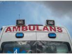 wna-halangi-ambulans-di-bogor.jpg