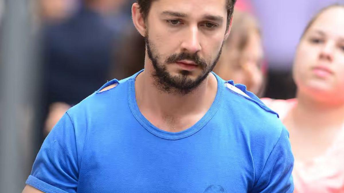 AKTOR HOLLYWOOD - Aktor Hollywood Shia LaBeouf, ditangkap polisi, usai diduga terlibat perkelahian saat perayaan Mardi Gras di New Orleans, Amerika Serikat.  (dailymail)