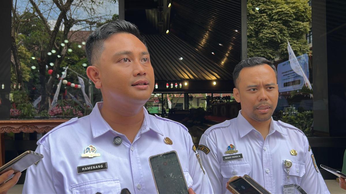 HUT KLATEN - Bupati Klaten Hamenang Wajar Ismoyo dan Wabup Klaten Benny Indra Ardhianto.