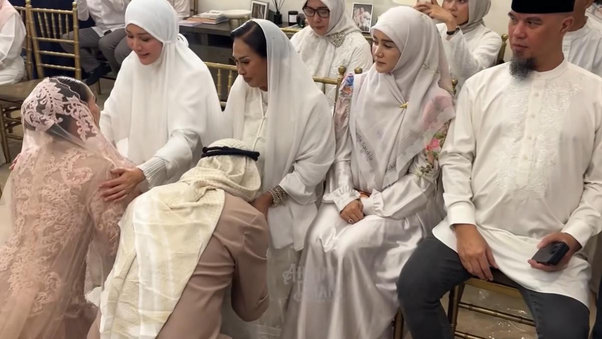 MAIA DAN MULAN - Capture potret pengajian Alyssa Daguise, Mulan dan Maia tampil harmonis di acara mantu