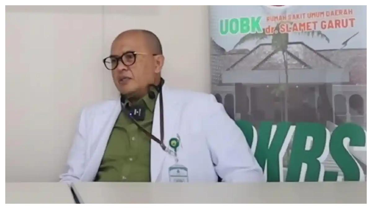 Dokter yang menangani kasus rahim copot tersebut, dr H Dadan Susandi, Sp OG (K)-Obginsos