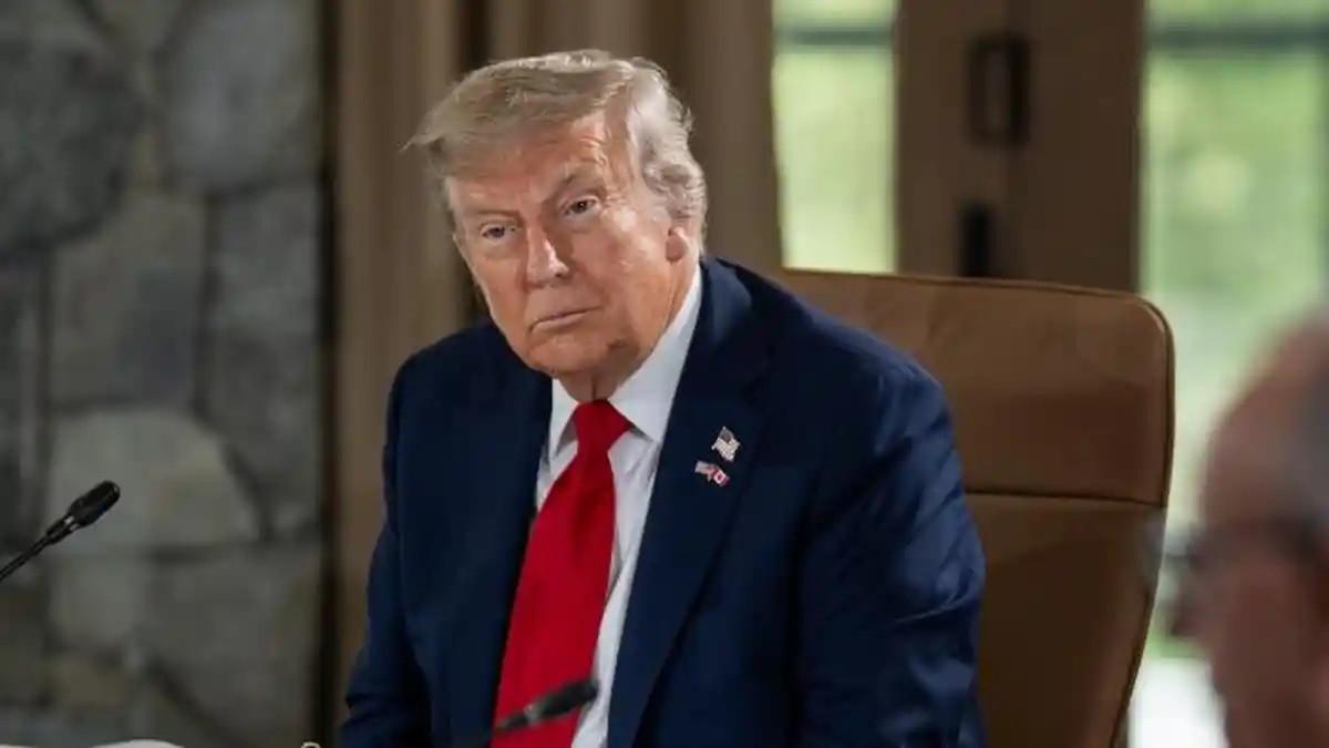 KETEGANGAN AS-JERMAN - Presiden Amerika Serikat Donald Trump dan Kanselir Jerman Friedrich Merz dalam sebuah pertemuan kenegaraan, momen yang kembali disorot setelah pernyataan keduanya memicu ketegangan terkait kebijakan perang Iran dan rencana pengurangan pasukan AS di Jerman.